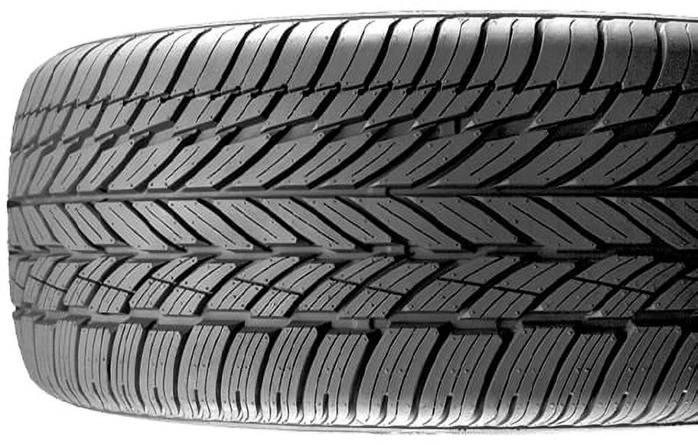 2 Vogue Tyres Custom Built Radial 235/55R17 99H White/Gold Sidewall Tires 460AA 0.3080.931 / 235/55/17 / 2355517